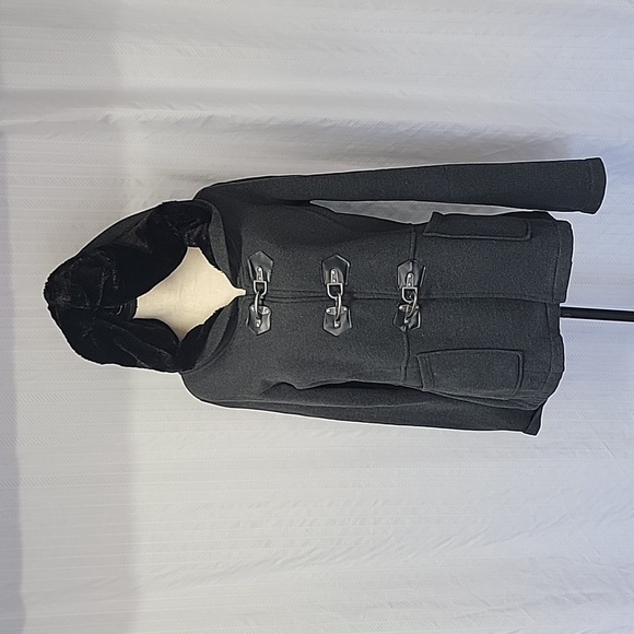 Infamous Hooded Jacket - Picture 1 of 12